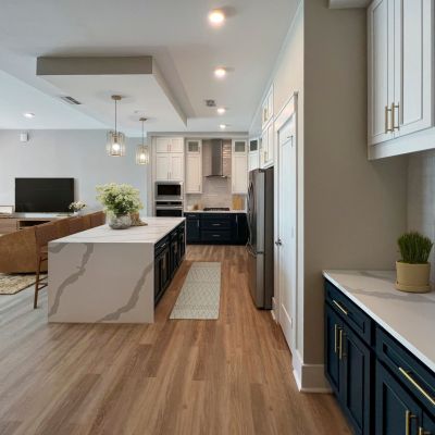 Step into the heart of luxury at The Emerson in Tampa, FL. Our stunning kitchens feature top-of-the-line appliances, sleek finishes, and ample space for all your culinary adventures. 🍽️✨

@emersonrockypoint